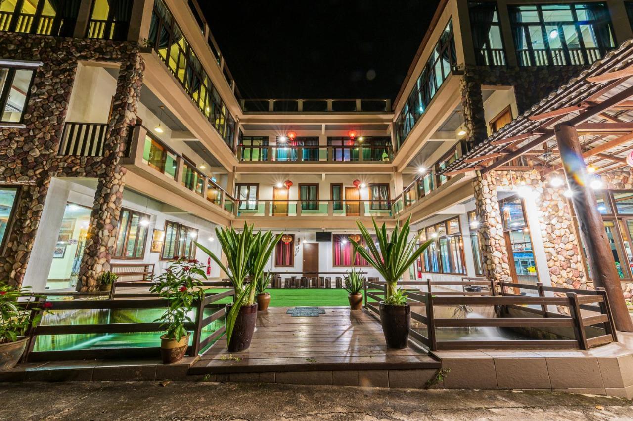 Bentong Eco Wellness Resort 14Room 69Pax By Verano Homestay Екстер'єр фото